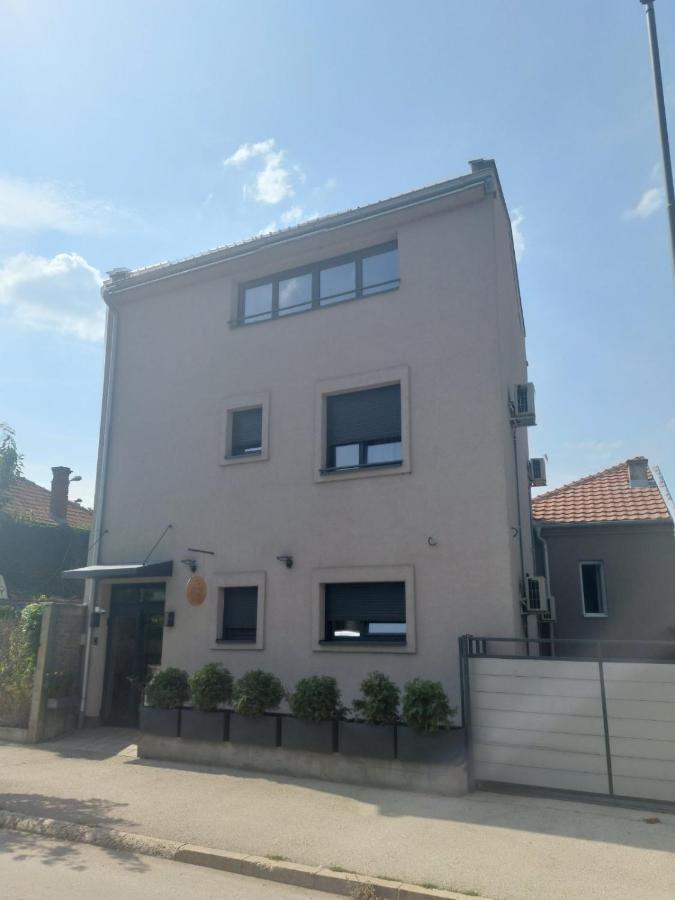 Nana / Sobe & Apartmani Valjevo Extérieur photo